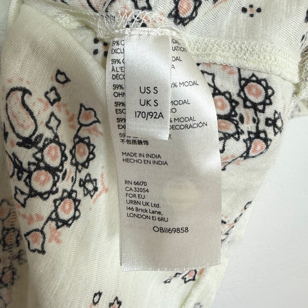 We The Free Tee Boxy Oversized T Shirt Cream Paisley Print Boho Slub Knit Small - Picture 9 of 12